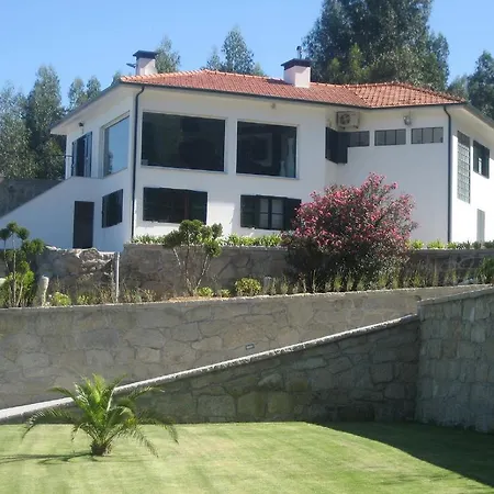Quinta Tilias Douro Valley Hébergement de vacances *