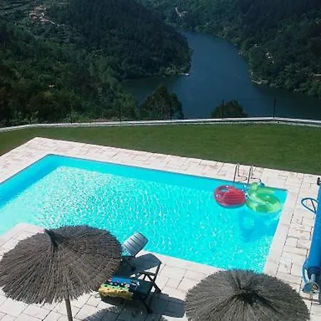 Hébergement de vacances Quinta Tilias Douro Valley *