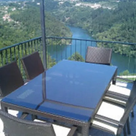 Quinta Tilias Douro Valley Cabaça