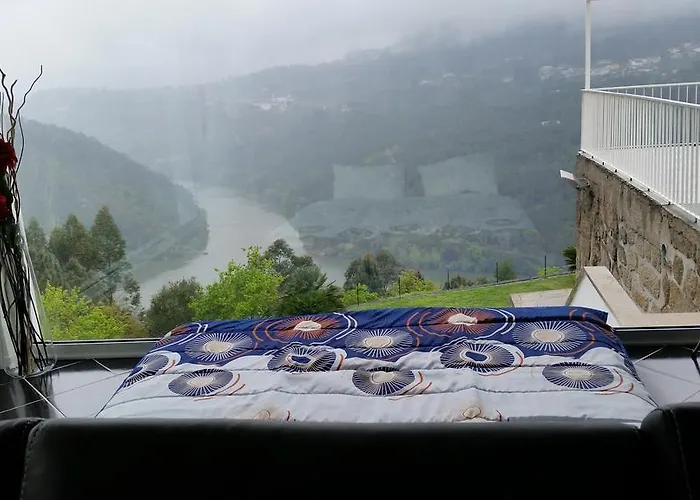 펜션 Quinta Tilias Douro Valley *