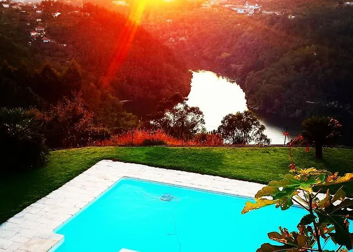 Quinta Tílias Douro Valley Casa de Férias *